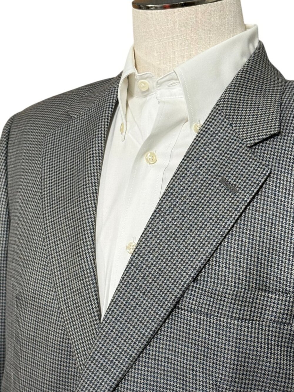 Jos. A. Bank Sport Coat - Size 43 R - Houndstooth - Silk & Wool